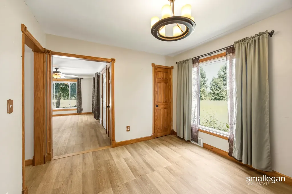 4005 Hendershot Avenue NW Alpine Township MI 49544