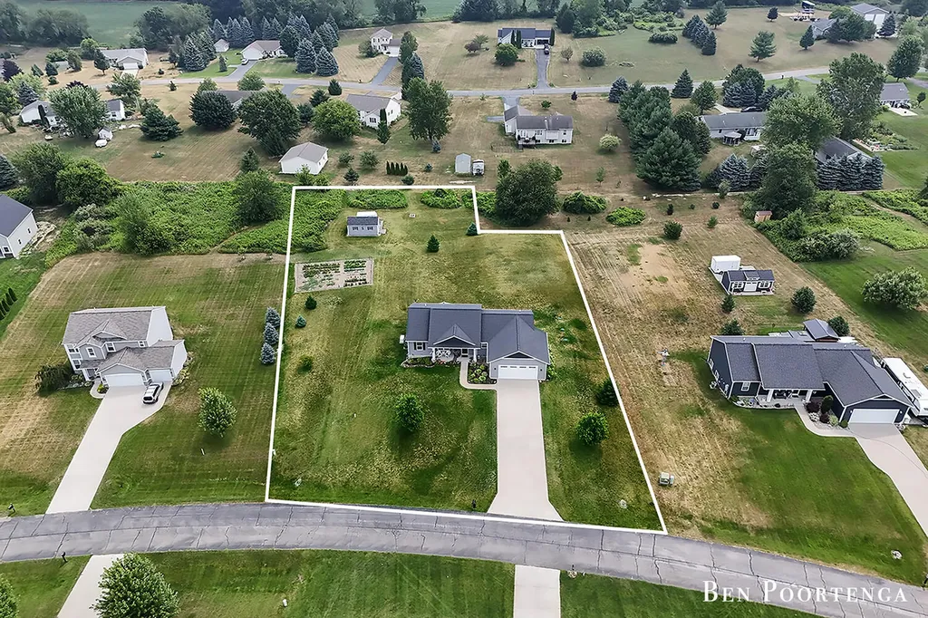 9120 Wabasis Pointe Drive NE Oakfield Township MI 48838