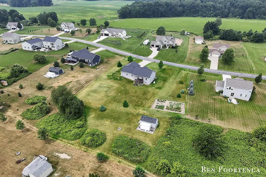 9120 Wabasis Pointe Drive NE Oakfield Township MI 48838