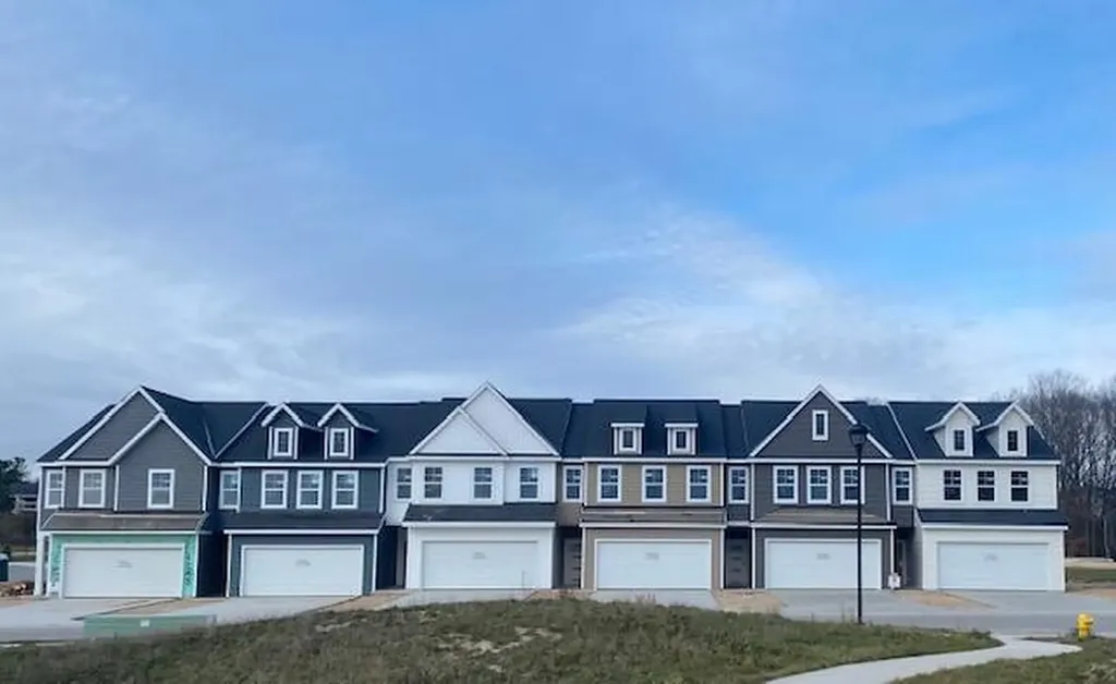 2883 E Highgate Drive SE Kentwood City MI 49512