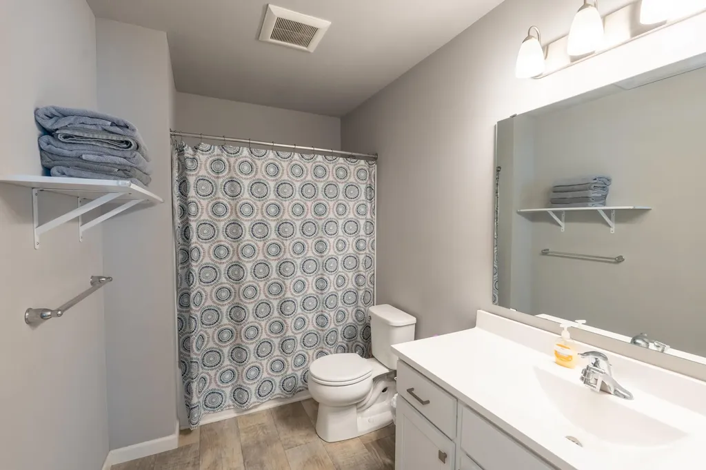 2014 Orlov Drive Jamestown Charter Township MI 49426