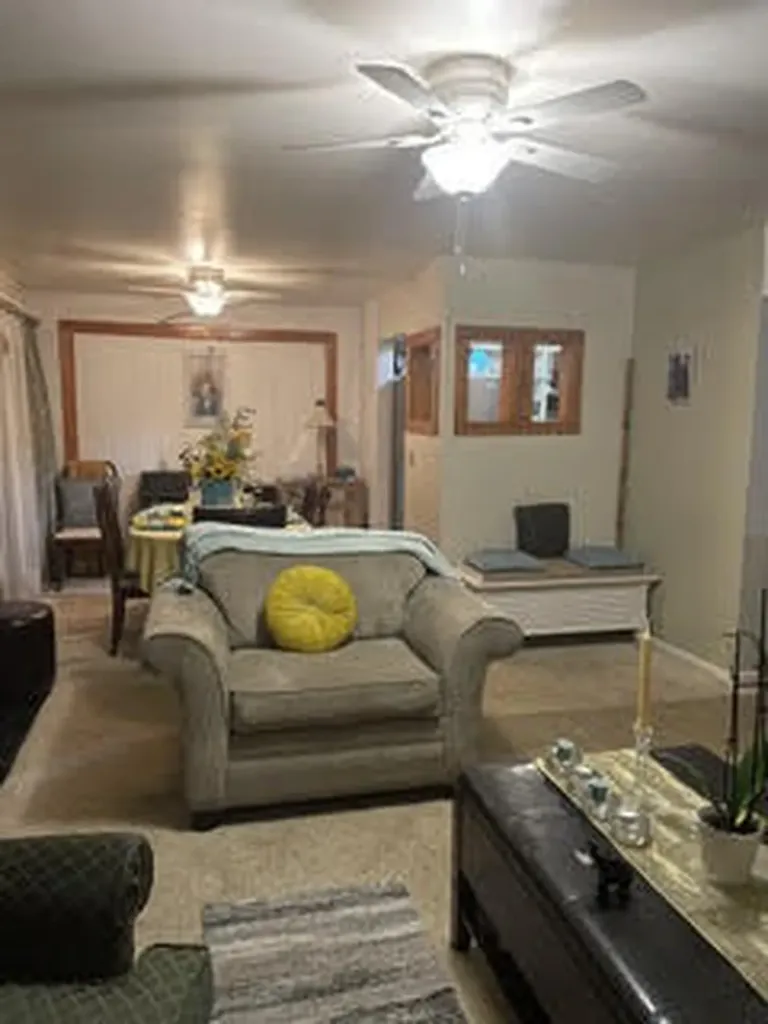 1477 N Saxony Drive SE Grand Rapids City MI 49508