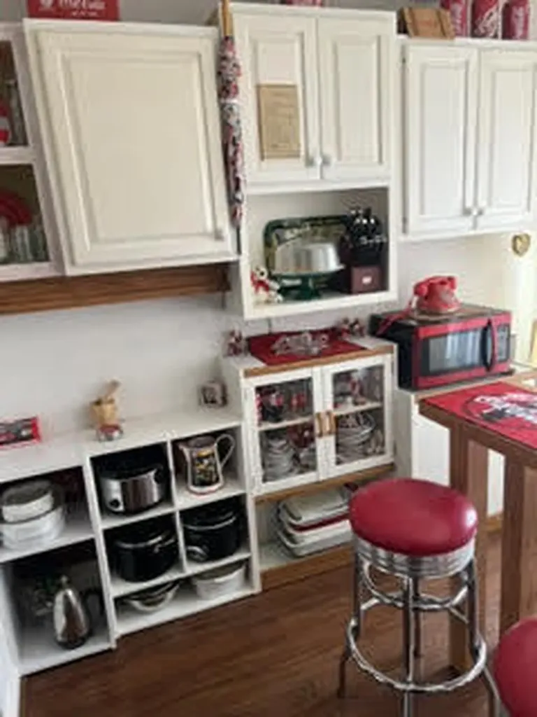 1477 N Saxony Drive SE Grand Rapids City MI 49508