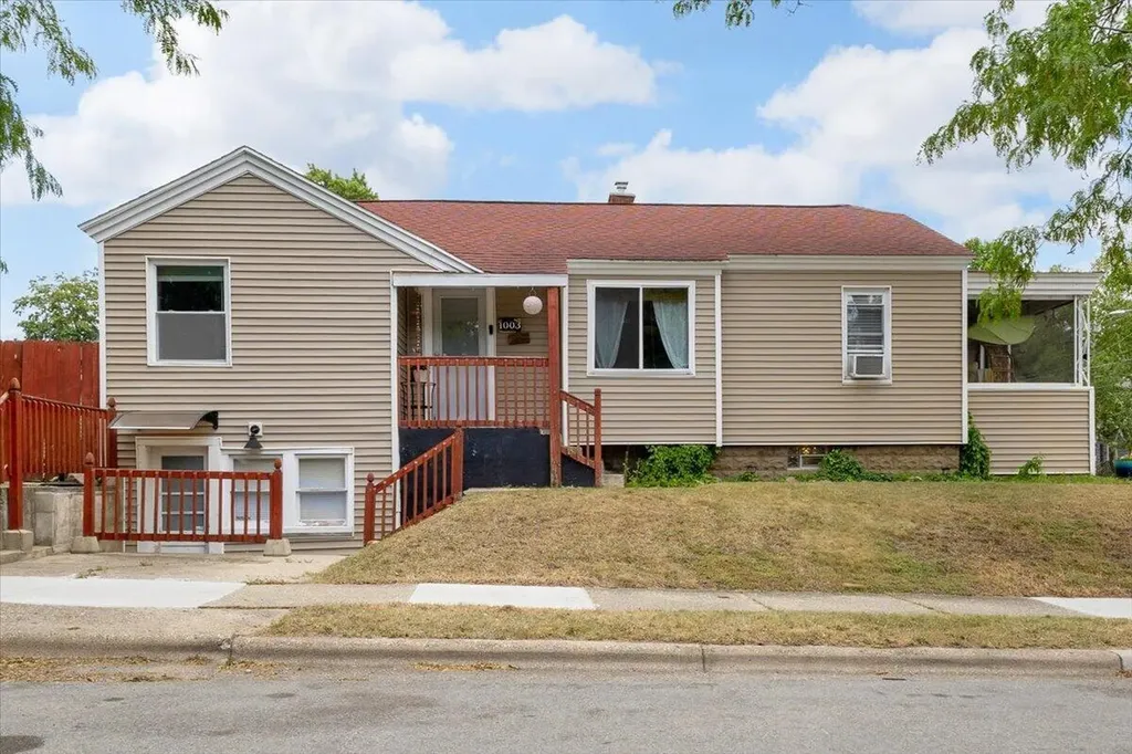 1003 Merritt Street SE Grand Rapids City MI 49507
