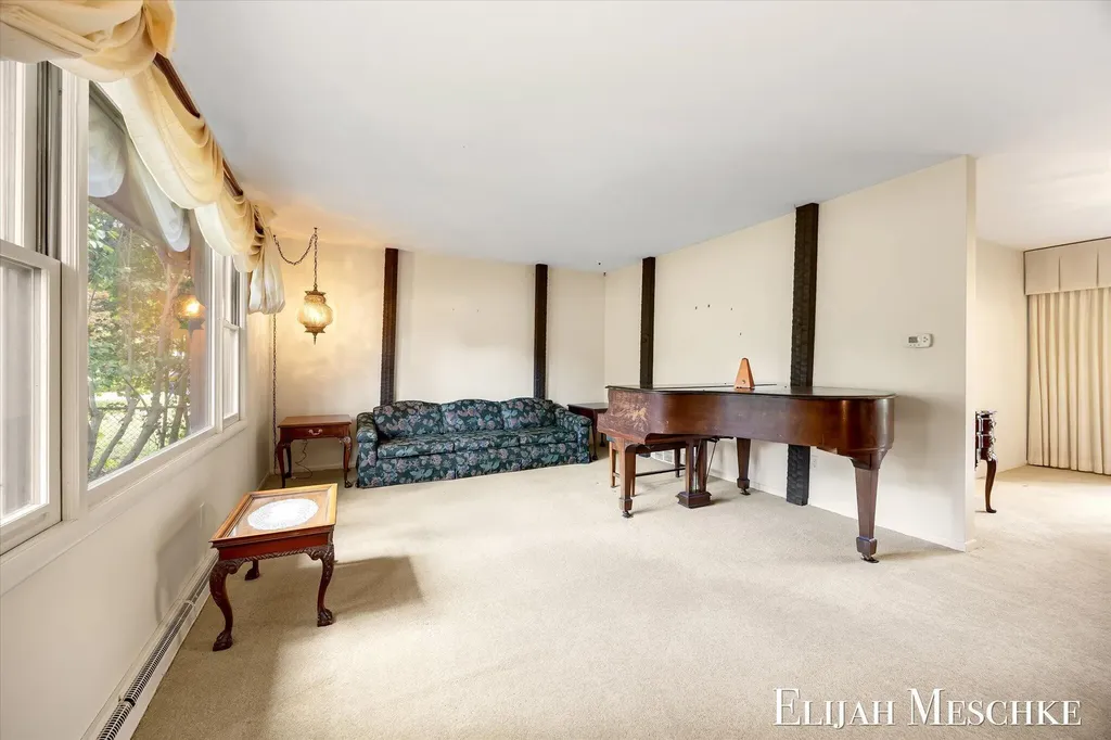 6510 Twilight Avenue Comstock Charter Township MI 49048