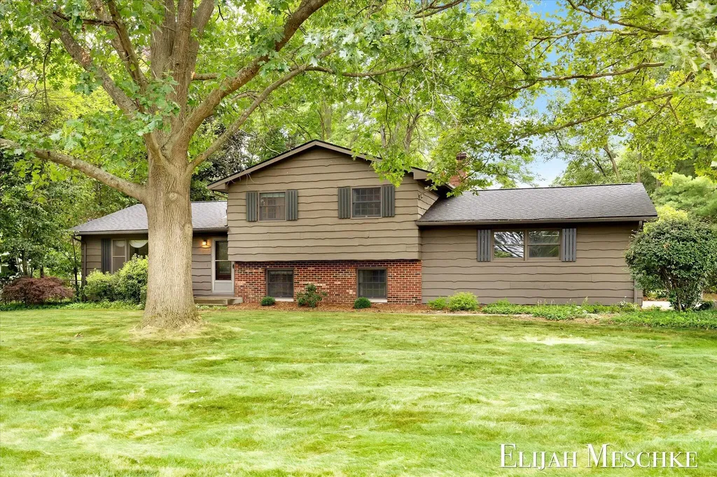 6510 Twilight Avenue Comstock Charter Township MI 49048