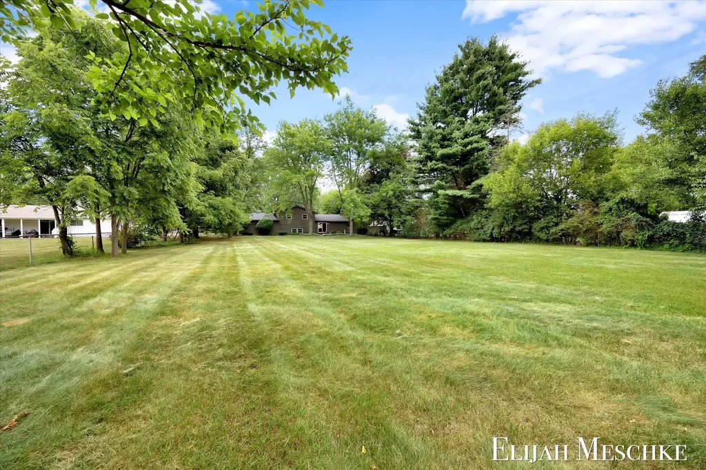 6510 Twilight Avenue Comstock Charter Township MI 49048