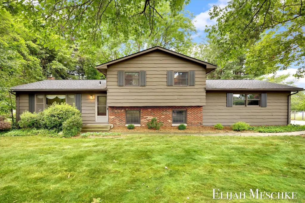 6510 Twilight Avenue Comstock Charter Township MI 49048