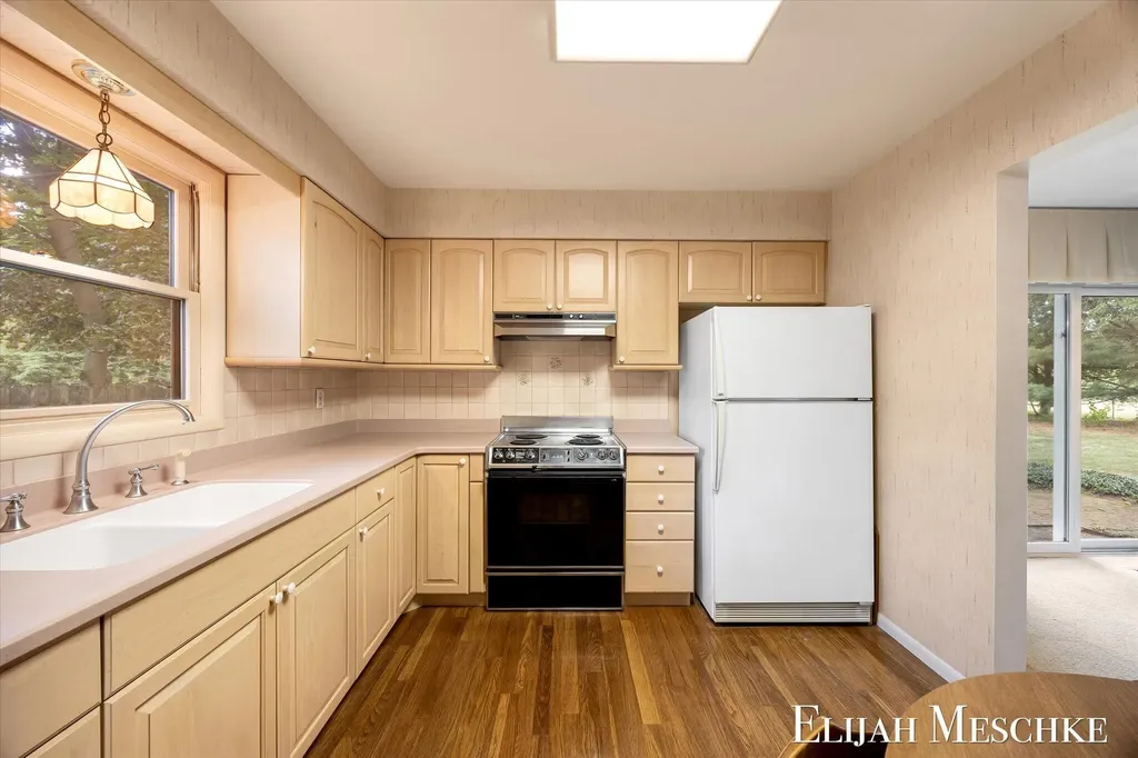 6510 Twilight Avenue Comstock Charter Township MI 49048