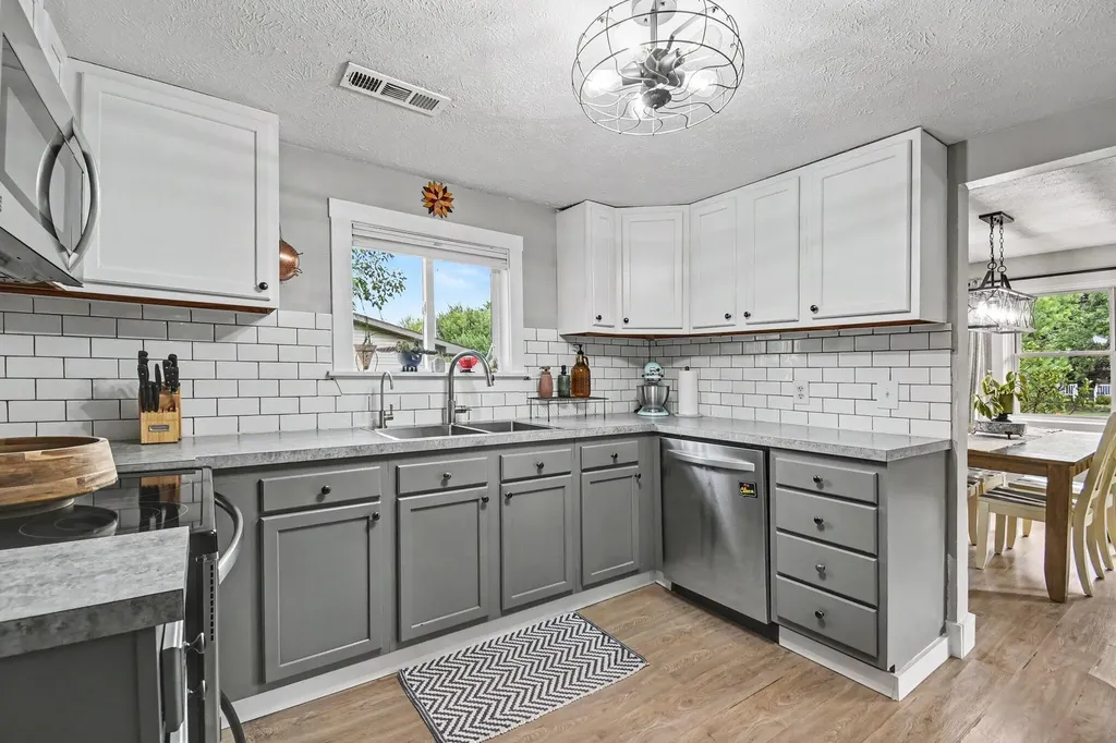 2233 76th Street SE Gaines Charter Township MI 49316