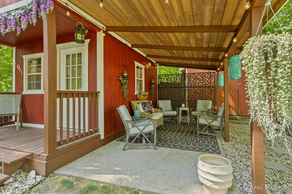5809 Maple Street Croton Township MI 49337