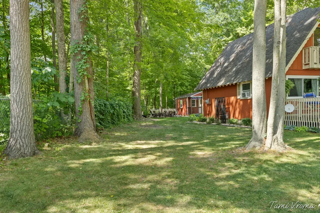 5809 Maple Street Croton Township MI 49337