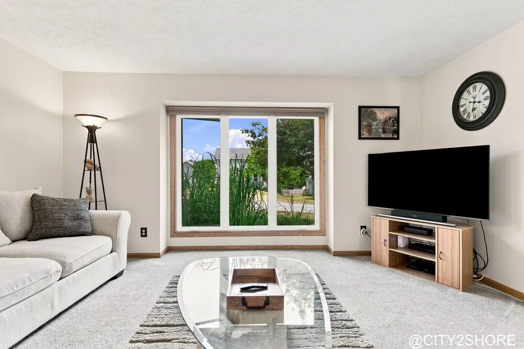 6719 Crown Point Drive Georgetown Charter Township MI 49426