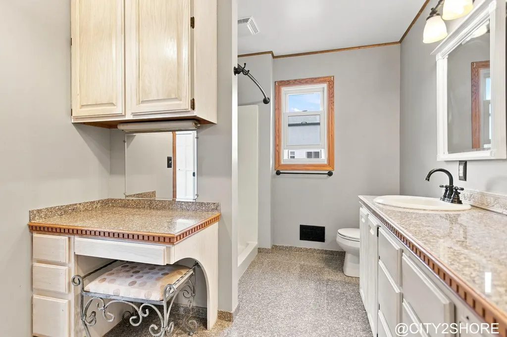 6719 Crown Point Drive Georgetown Charter Township MI 49426