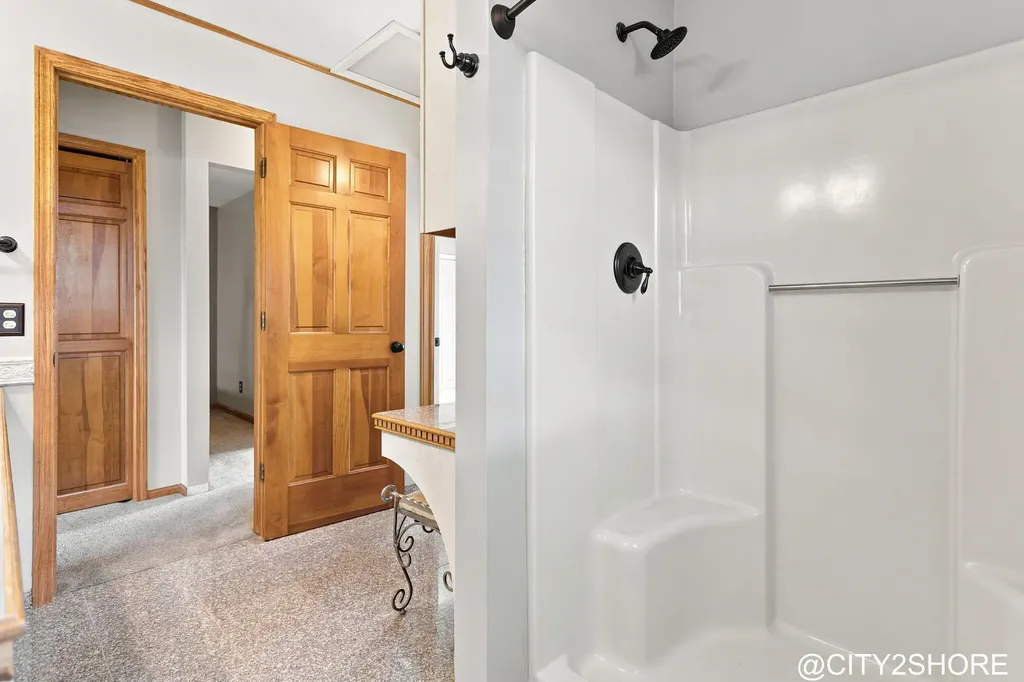6719 Crown Point Drive Georgetown Charter Township MI 49426