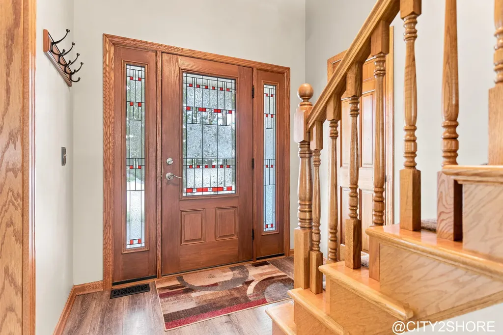 6719 Crown Point Drive Georgetown Charter Township MI 49426