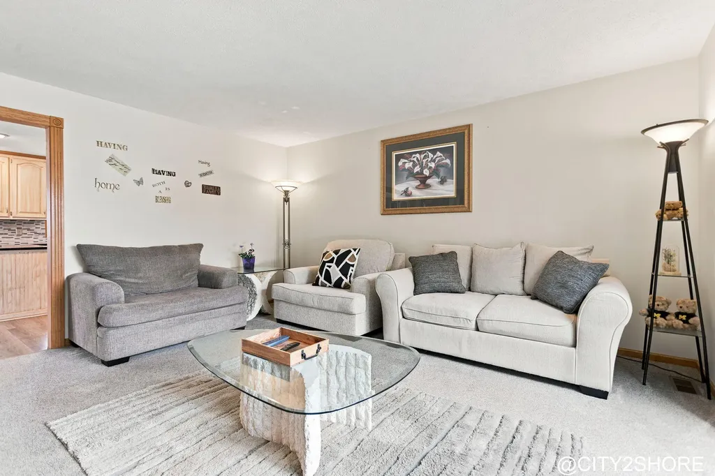 6719 Crown Point Drive Georgetown Charter Township MI 49426