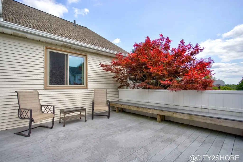 6719 Crown Point Drive Georgetown Charter Township MI 49426
