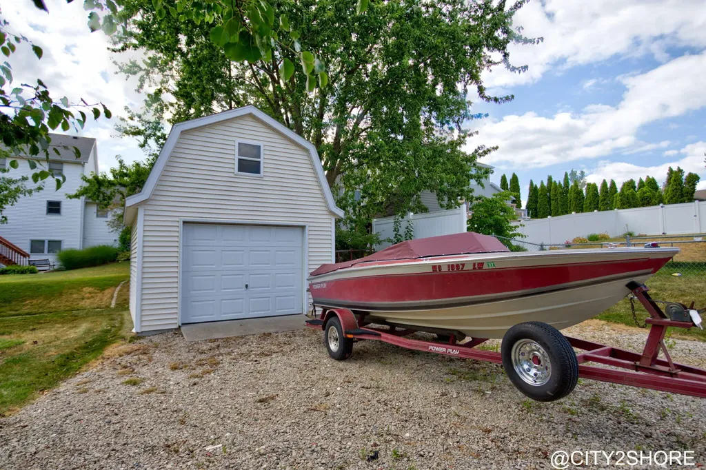 6719 Crown Point Drive Georgetown Charter Township MI 49426