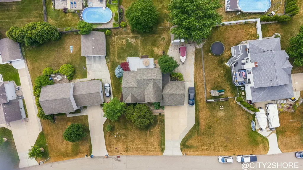 6719 Crown Point Drive Georgetown Charter Township MI 49426