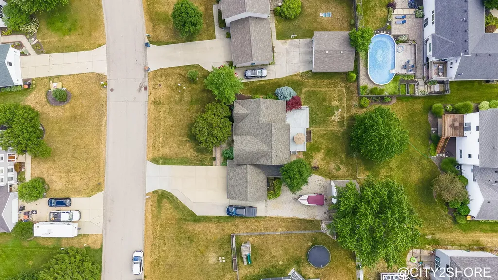 6719 Crown Point Drive Georgetown Charter Township MI 49426