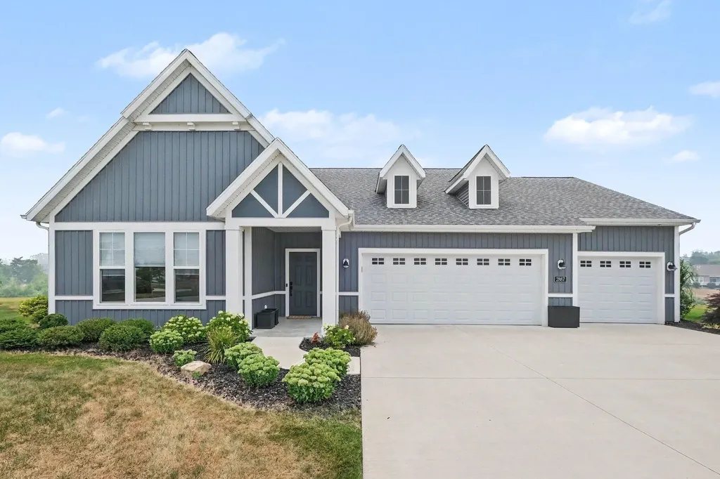 2887 Isle Grand Drive Plainfield Charter Township MI 49306