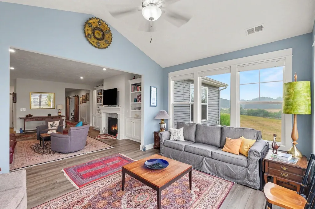 2887 Isle Grand Drive Plainfield Charter Township MI 49306