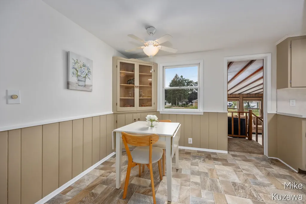 3901 Suburban Shores Drive NE Plainfield Charter Township MI 49525