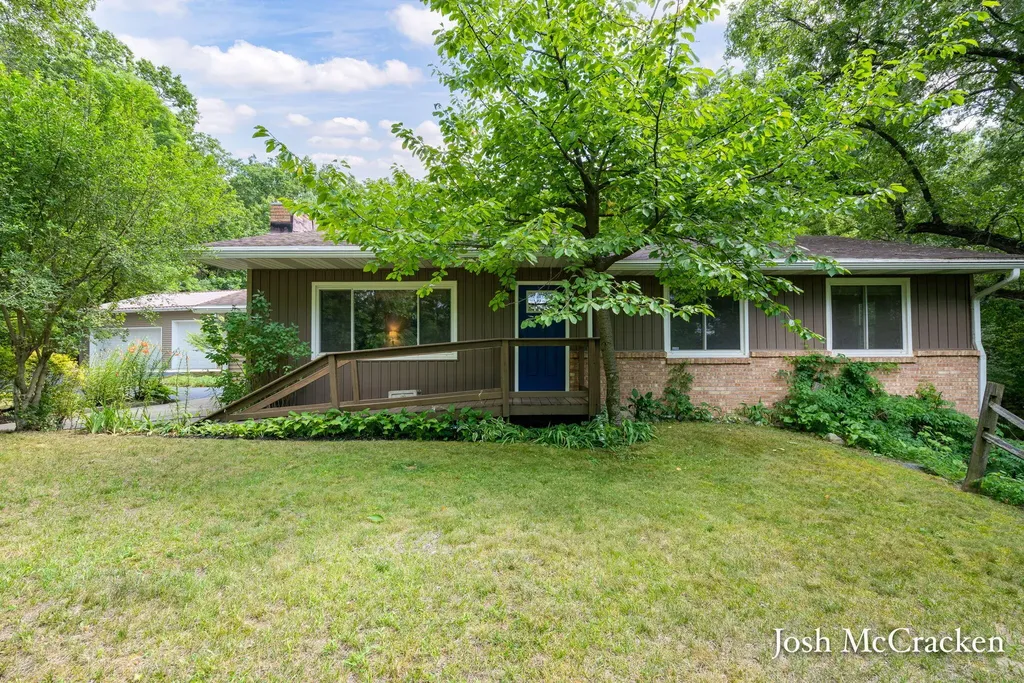 9665 Black Oak Drive Berlin Township MI 49331