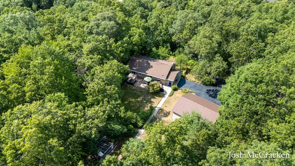 9665 Black Oak Drive Berlin Township MI 49331