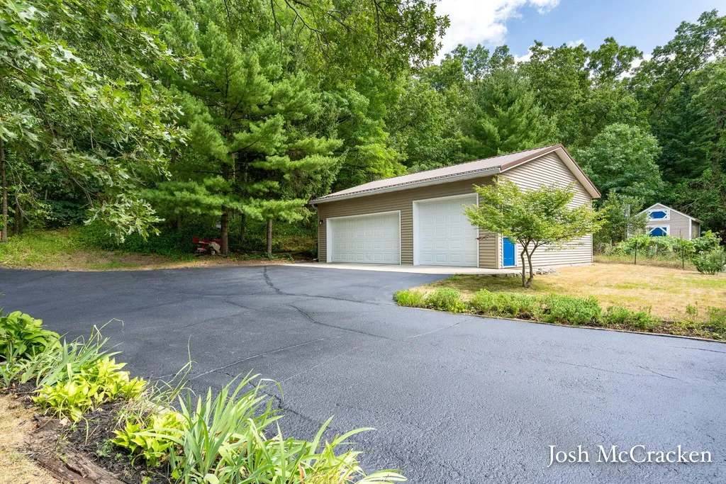 9665 Black Oak Drive Berlin Township MI 49331