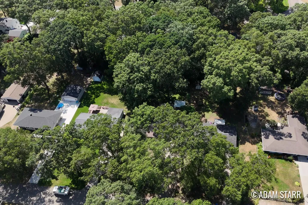 15171 155th Avenue Grand Haven Charter Township MI 49417