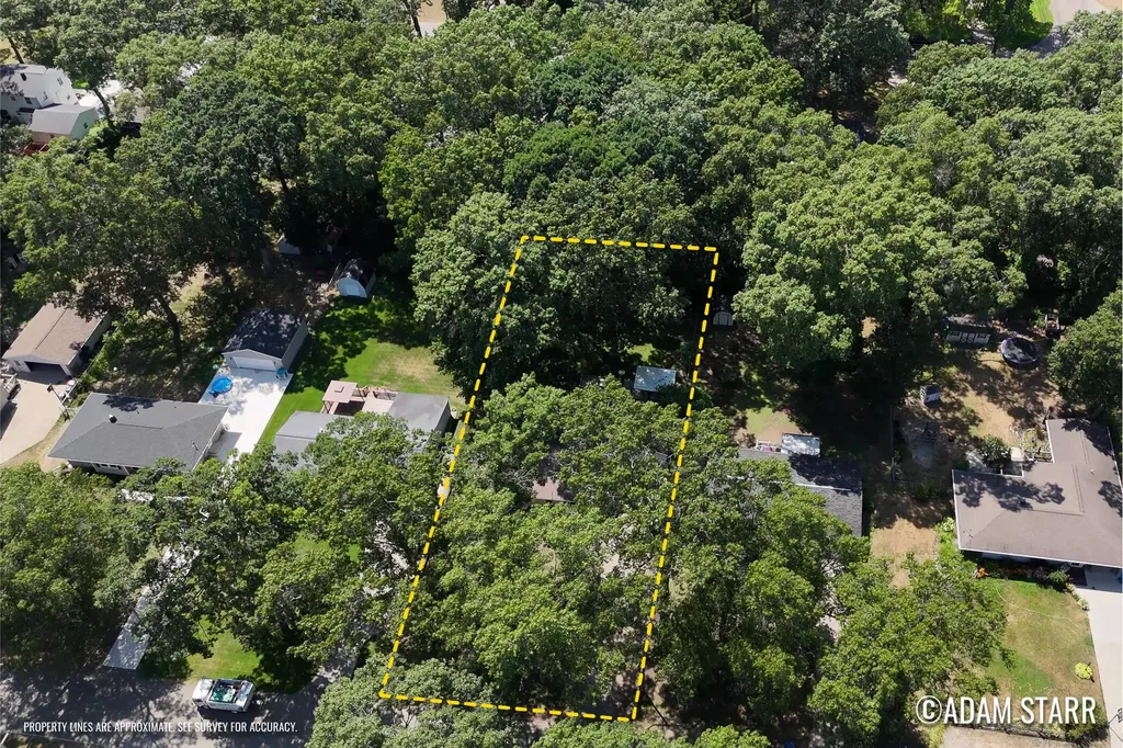 15171 155th Avenue Grand Haven Charter Township MI 49417
