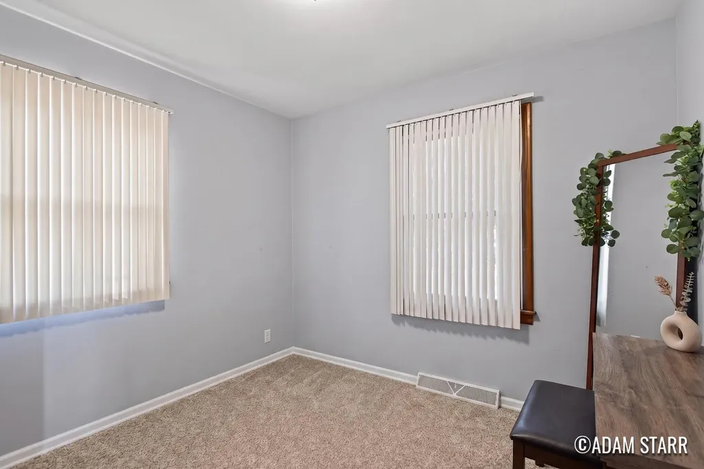 15171 155th Avenue Grand Haven Charter Township MI 49417