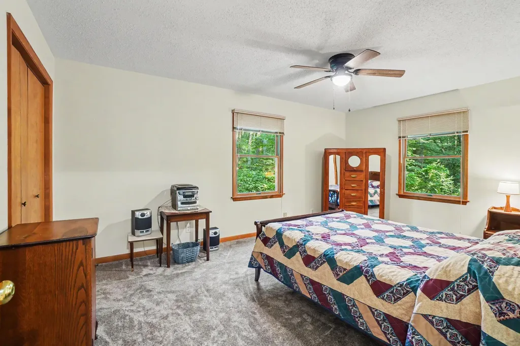 16137 Comstock Street Grand Haven Charter Township MI 49417