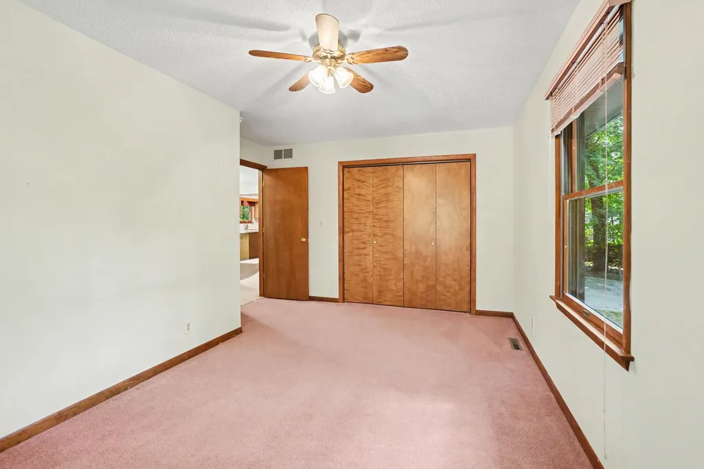 16137 Comstock Street Grand Haven Charter Township MI 49417