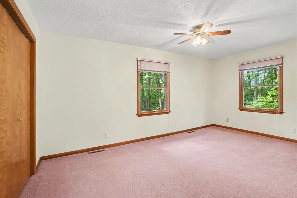 16137 Comstock Street Grand Haven Charter Township MI 49417