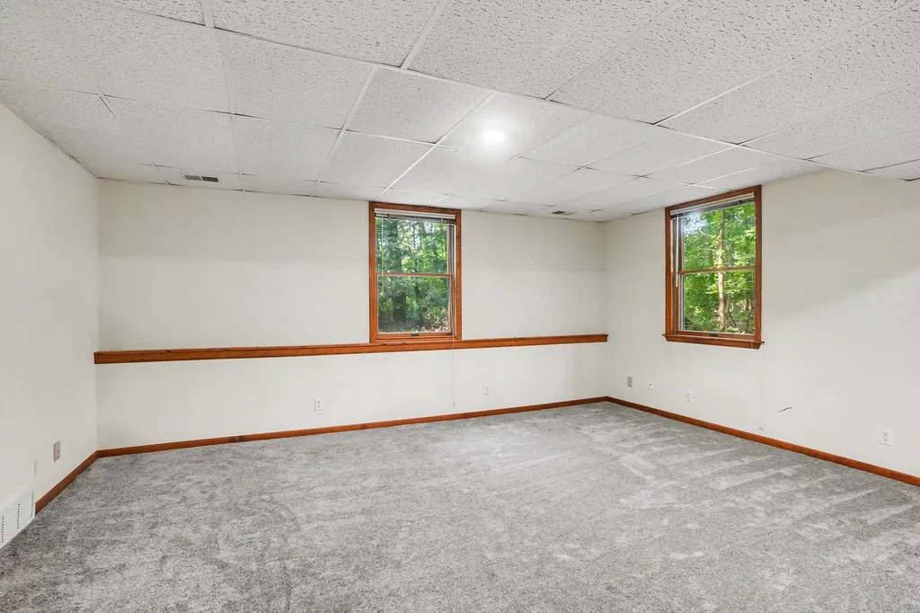 16137 Comstock Street Grand Haven Charter Township MI 49417