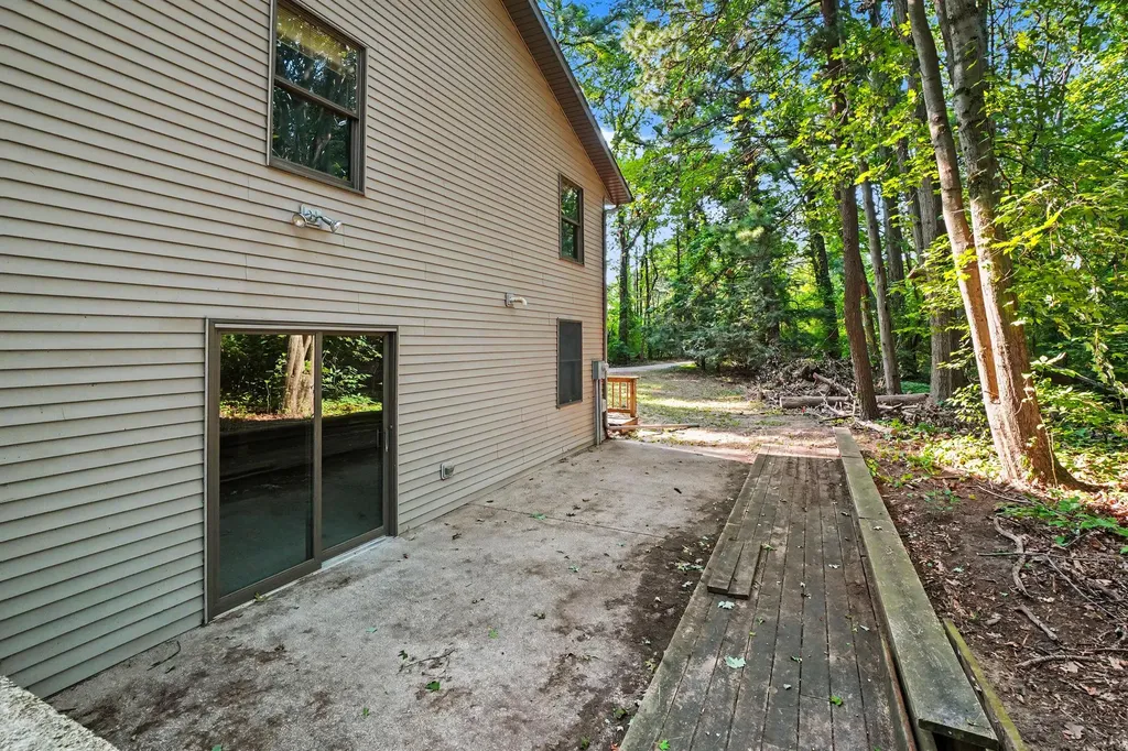 16137 Comstock Street Grand Haven Charter Township MI 49417