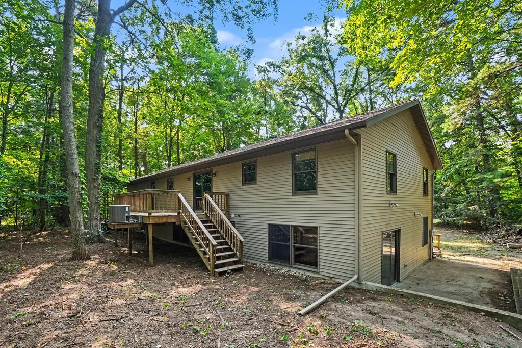 16137 Comstock Street Grand Haven Charter Township MI 49417