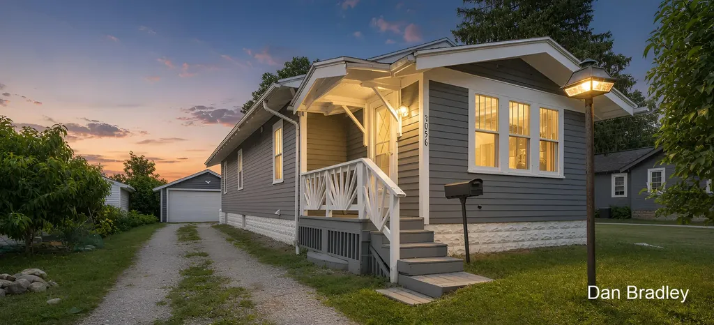 3056 Effie Place NE Grand Rapids City MI 49505