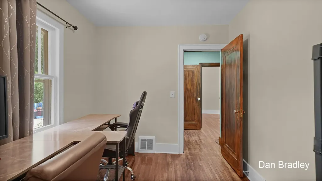 3056 Effie Place NE Grand Rapids City MI 49505