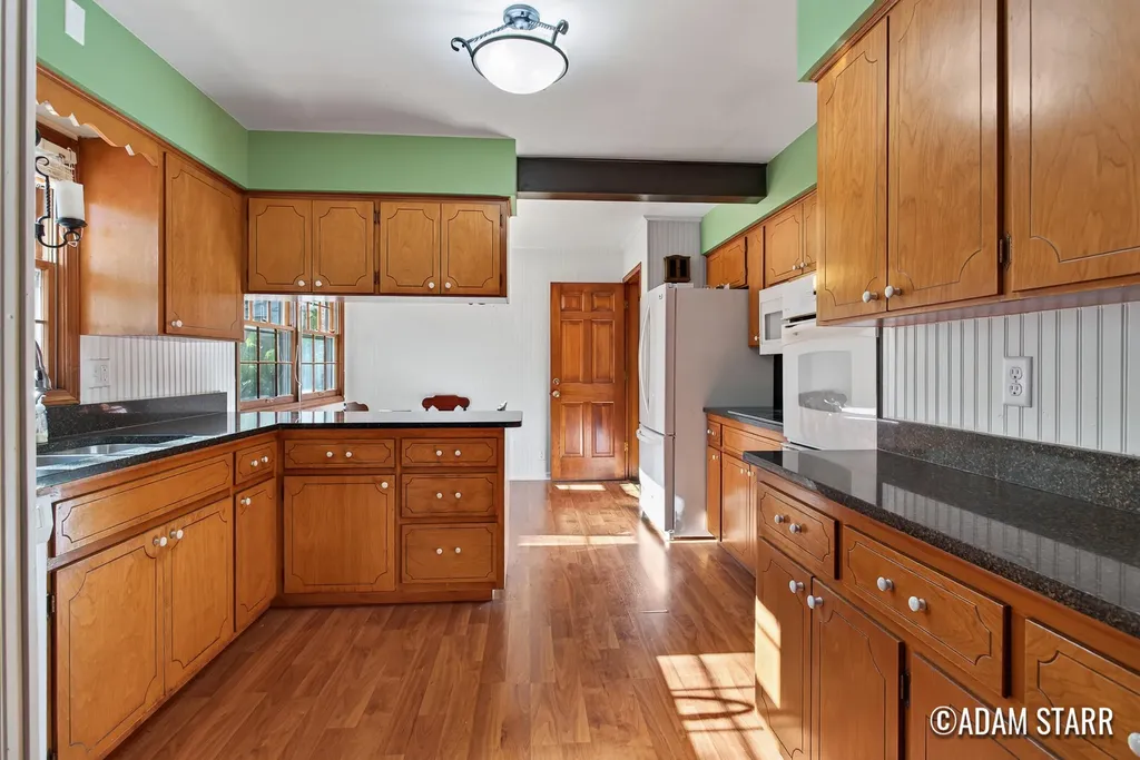 2430 Annchester Drive SE Grand Rapids City MI 49506