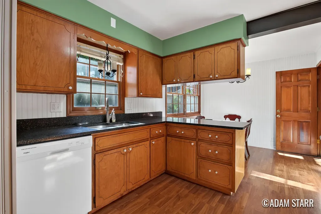 2430 Annchester Drive SE Grand Rapids City MI 49506