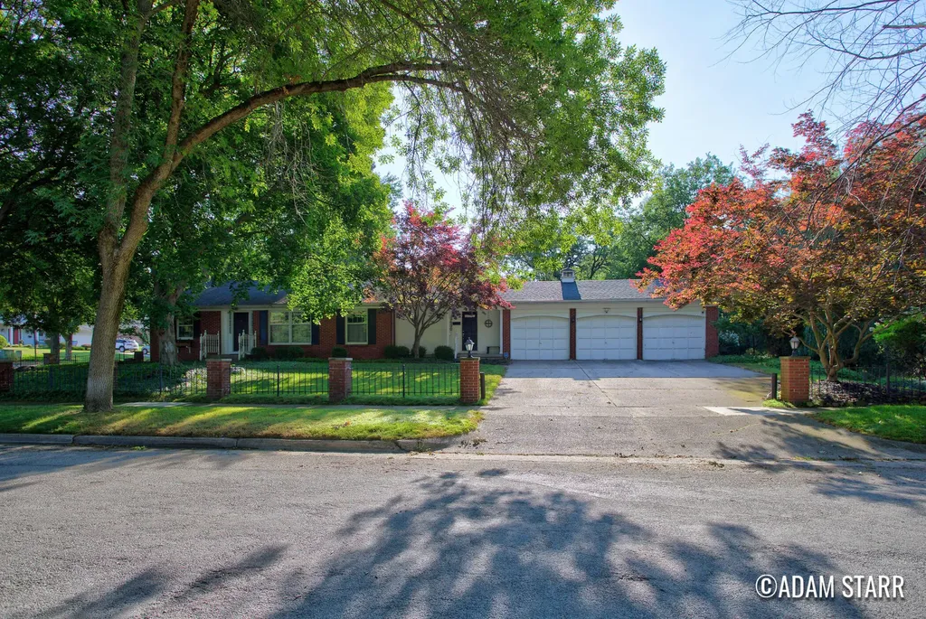 2430 Annchester Drive SE Grand Rapids City MI 49506