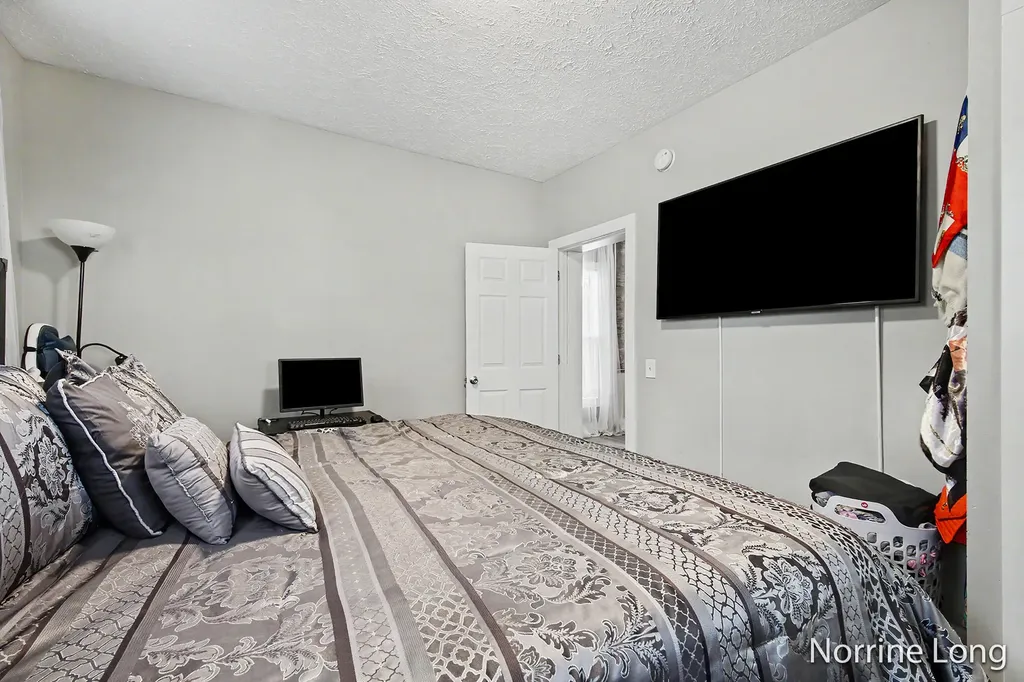 214 Delaware Street SE Grand Rapids City MI 49507