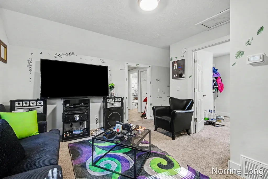 214 Delaware Street SE Grand Rapids City MI 49507