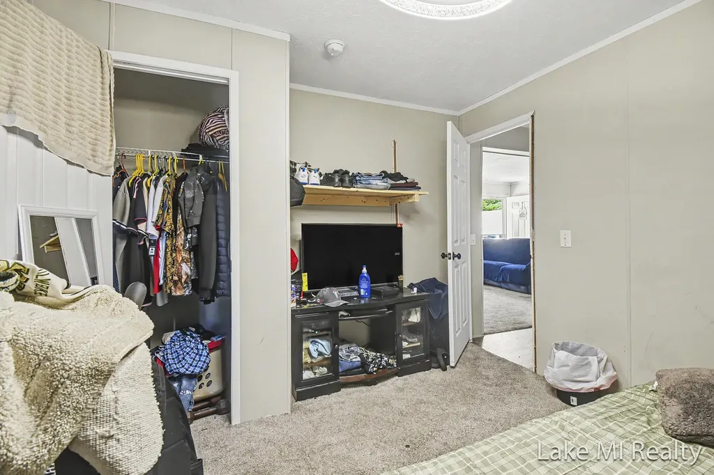 357 S Hardwick Drive SW Grand Rapids City MI 49548
