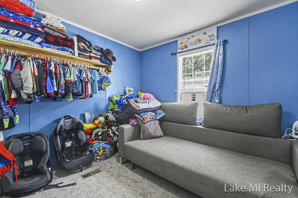 357 S Hardwick Drive SW Grand Rapids City MI 49548