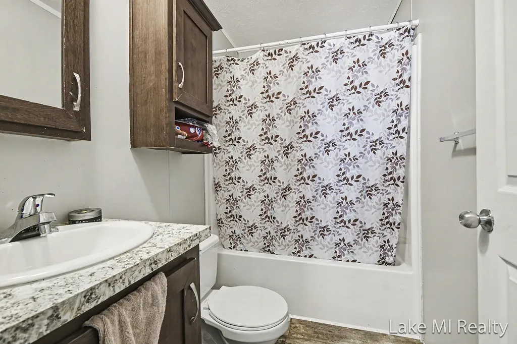 357 S Hardwick Drive SW Grand Rapids City MI 49548